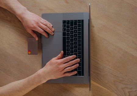 Ngôi nhà may mắn 